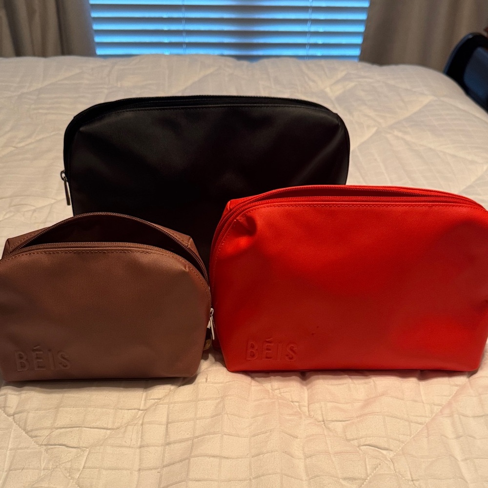 Beis cosmetic pouches in small and large